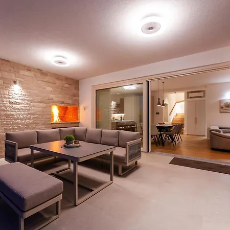 My Dalmatia - Sea View Ronoda With Private Pool & Sauna *