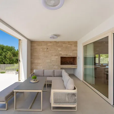 My Dalmatia - Sea View Ronoda With Private Pool & Sauna *