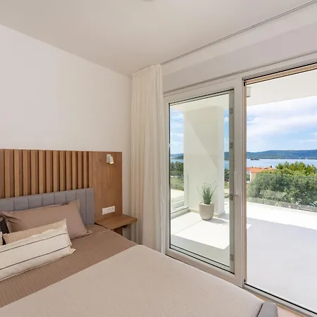 My Dalmatia - Sea View Ronoda With Private Pool & Sauna Hébergement de vacances
