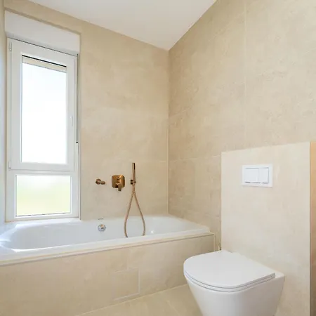 Hébergement de vacances My Dalmatia - Sea View Ronoda With Private Pool & Sauna *
