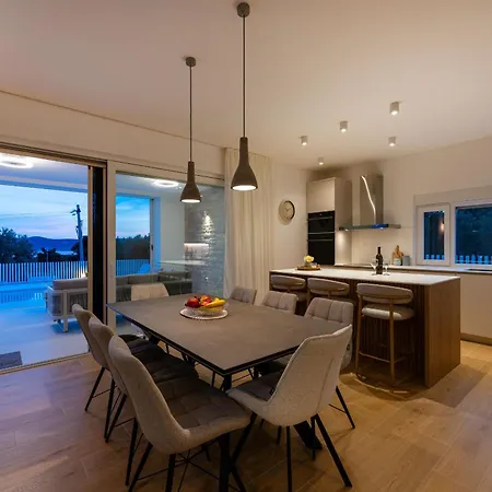 My Dalmatia - Sea View Ronoda With Private Pool & Sauna Hébergement de vacances *