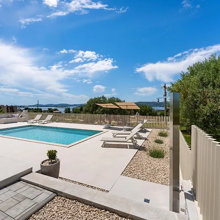 My Dalmatia - Sea View Ronoda With Private Pool & Sauna Hébergement de vacances *